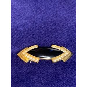 Signed Trifari Goldtone Black Arrow Brooch Pin Art